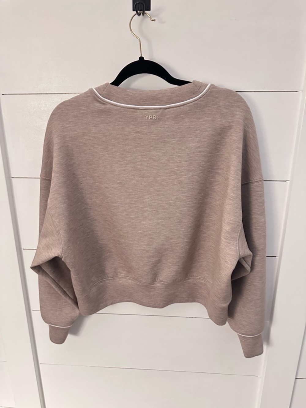YPB S V Neck tan white stripe quiet luxury activewear stretchy sweatshirt casual - Picture 4 of 16